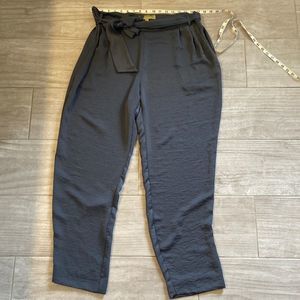 Sigrid Olsen lightweight gray pants in women’s size 16